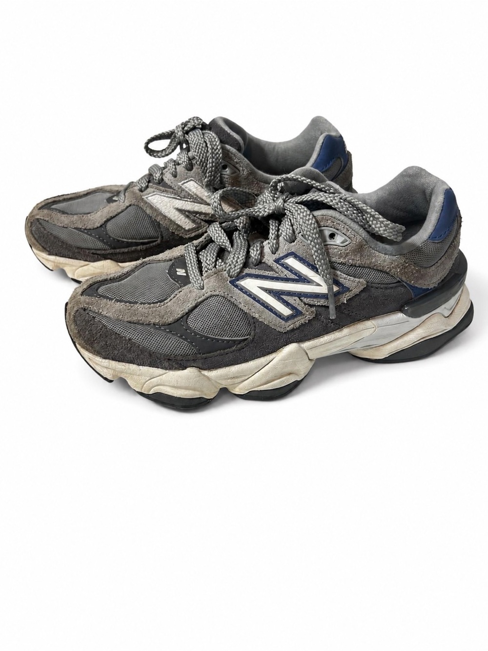 Size 4 New Balance 9060 Grey Blue Gradeschool - Used